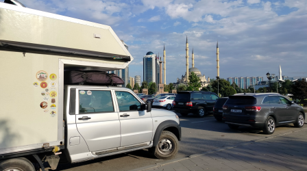 приехали в Грозный на автодоме